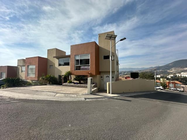 HORIZONTE AMBAR, BOSQUE ESMERALDA