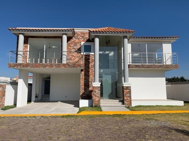 RESIDENCIA EN VENTA EN LA ASUNCION