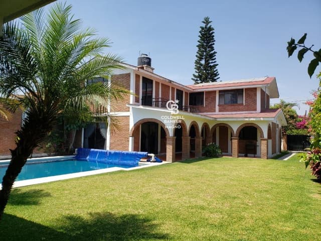 CASA EN VENTA EN CUAUTLA MORELOS, (LAS BRISAS) FRENTE A CENTRAL DE ABASTO.
