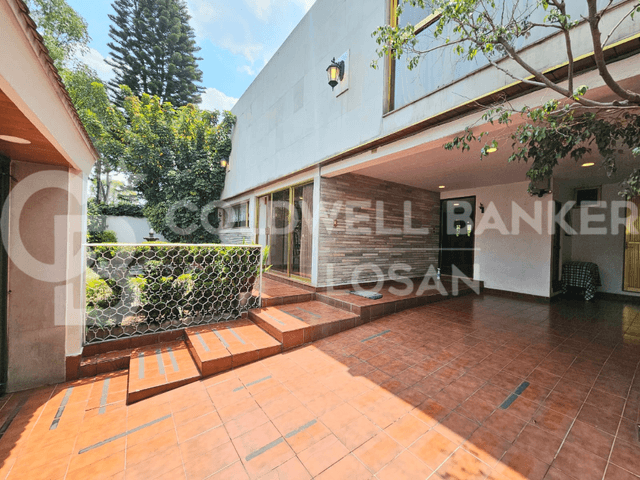 Circuito Médicos, Satélite Casa en venta