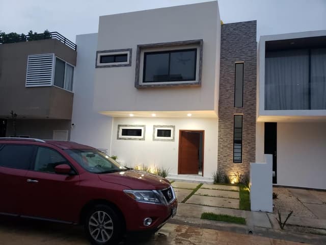 Casa en Venta en Residencial Arbolada en Cancún 3 recámaras
