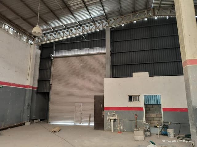 BODEGA EN RENTA EFRENTE AL MANTO DE LA VIRGEN EN TORREON, COAHUILA.