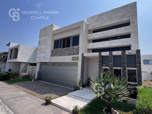 Casa en venta en Punta Tiburón Laguna 1