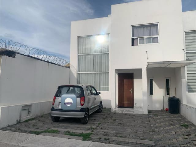 CASA EN VENTA EN METEPEC