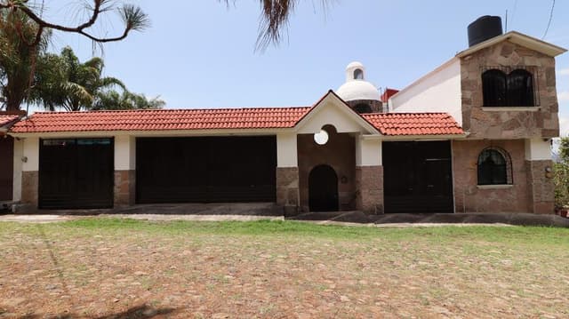 CASA DE DESCANSO EN VENTA, HUERTOS AGUA AZUL, MORELIA.