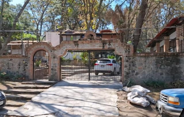 RESIDENCIA EN PINAR DE LA VENTA