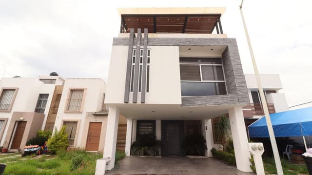 CASA EN VENTA EN MORELIA, PUERTA NOGAL, ZONA CAMPESTRE DEL VERGEL