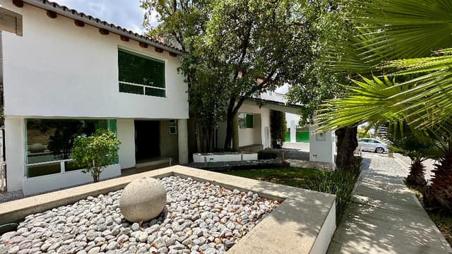 Casa en Venta y Renta Prado Largo, Zona Esmeralda