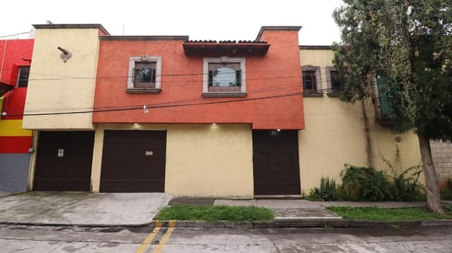 CASA COMERCIAL EN VENTA EN MORELIA, CHAPULTEPEC NORTE