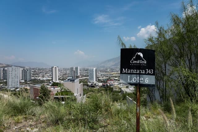 Terreno en Venta en Residencial Cordillera, Valle Poniente (Maty)