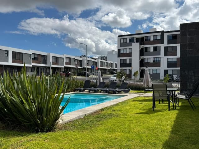 DEPARTAMENTO EN VENTA EN RISCOS CONDESA, ZIBATA, FRENTE UNIVERSIDAD ANAHUAC QUERETARO