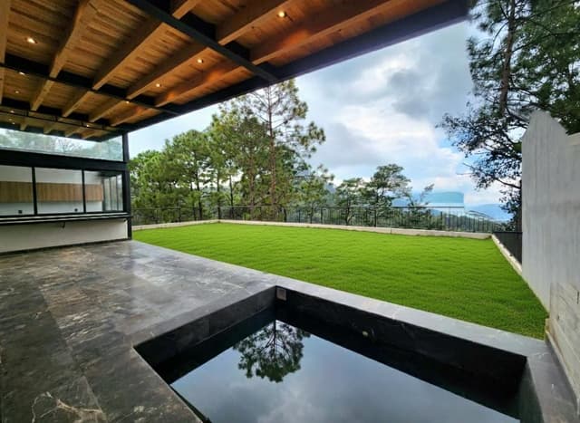 CASA EN RENTA EN AVÁNDARO VALLE DE BRAVO