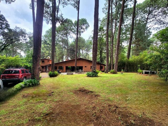 CASA EN RENTA CERCA DEL CLUB DE GOLF AVÁNDARO