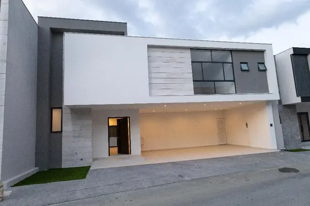 CASA EN VENTA EN ALTARES RESIDENCIAL (MAC)