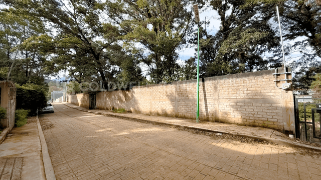 AMPLIO TERRENO EN VENTA EN EXPLANADA DEL CARMEN