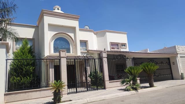 Hermosa Casa en condominio en Residencial Galerías, Torreon, Coahuila