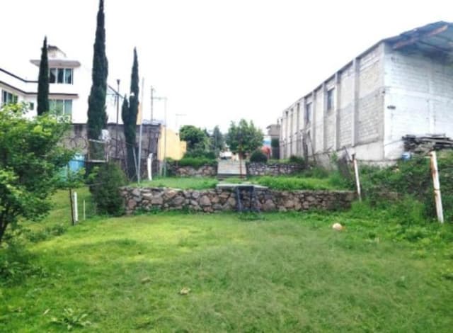 TERRENO COMERCIAL DE 473.07 M², ATIZAPAN DE ZARAGOZA, DOS FRENTES Y SERVICIOS COMPLETOS; USO DE SUELO COMERCIAL. JUNTO A EDIFICIOS DE DEPARTAMENTOS.