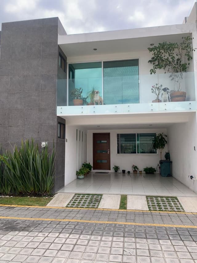 Se Vende preciosa casa en Fraccionamiento San Pieri, Cholula, Puebla.