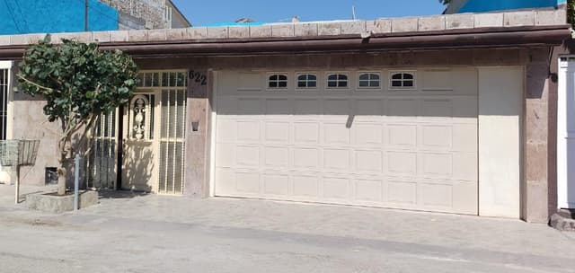 CASA EN VENTA EN AMPLIACION LA ROSITA, TORREON, COAHUILA.
