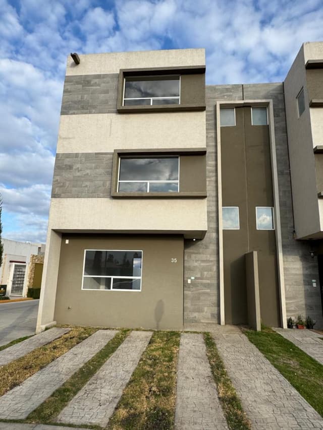 SE VENDE CASA EN VILLAS SAN FERNANDO