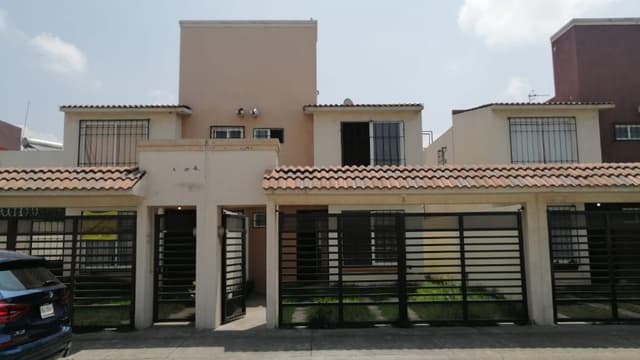 CASA EN RENTA EN LAS MISIONES, TOLUCA AEROPUERTO, CENTRO PEGASO, PARQUE 2000