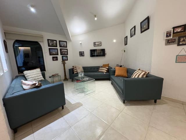 ¡CASA EN VENTA EN BALCONES DE LA HERRADURA!