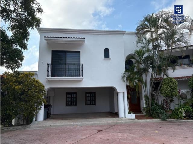CASA EN VENTA RESIDENCIAL REAL DE MINAS, TABASCO 2000