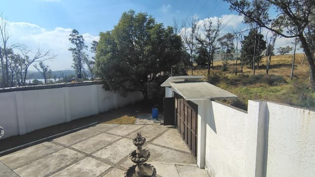CASA EN RENTA CON DOS DEPARTAMENTOS EN TEPOJACO
