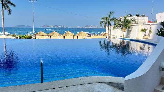 Exclusivo Penthouse en La Jolla Acapulco | Vista Panorámica a la Bahía | Torre Poniente