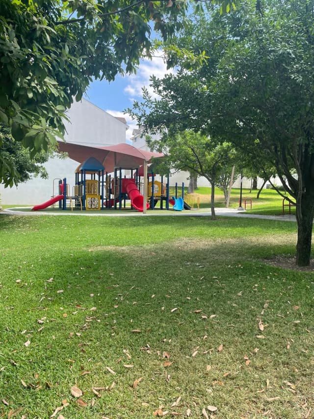 Casa en Renta en Puerta de Hierro