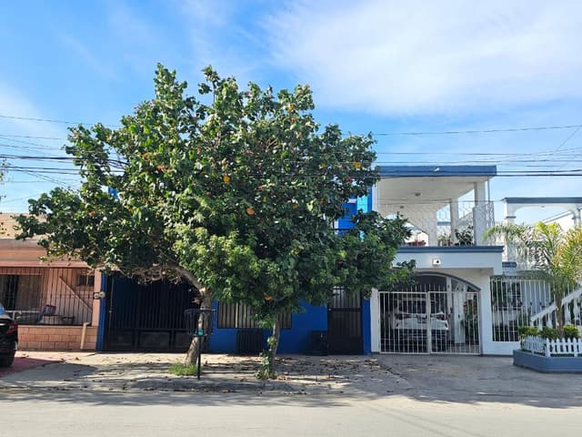 CASA EN VENTA, COL. NUEVO TORREÓN