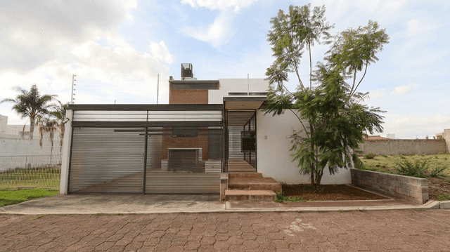 CASA EN VENTA EN MORELIA, LOMAS DE SANTA MARÍA