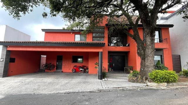 CASA VENTA VALLE ALTO (LNB)