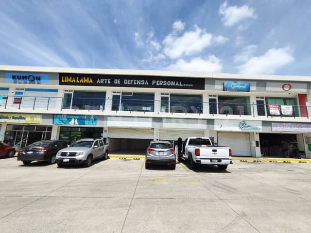 LOCAL COMERCIAL EN RENTA EN PLAZA BELEN