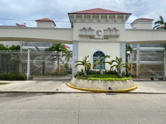 Excelente propiedad en Punta Diamante, Guerrero