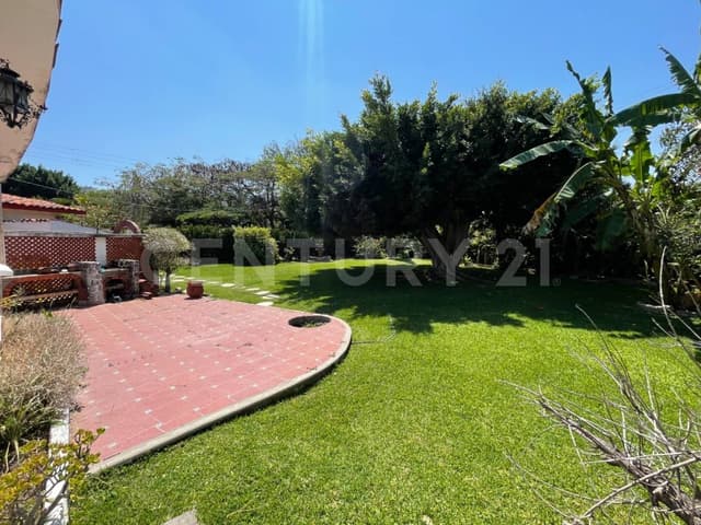 CASA DE UN SOLO NIVEL EN FRACCIONAMIENTO EL PARAJE, JIUTEPEC MORELOS.