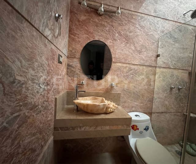 CASA EN RENTA EN PRIVADA PERISUR