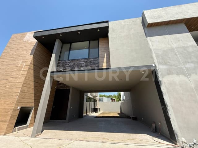 ¡Estrena casa en Altares Residencial!