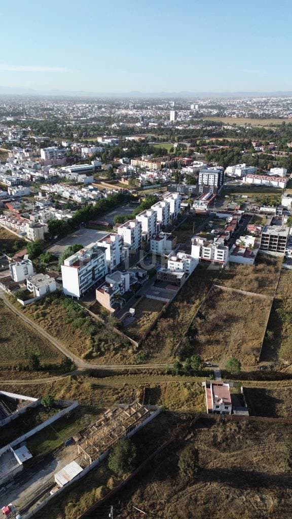 VENTA DE TERRENO EN PUEBLA, ZONA UDLA.