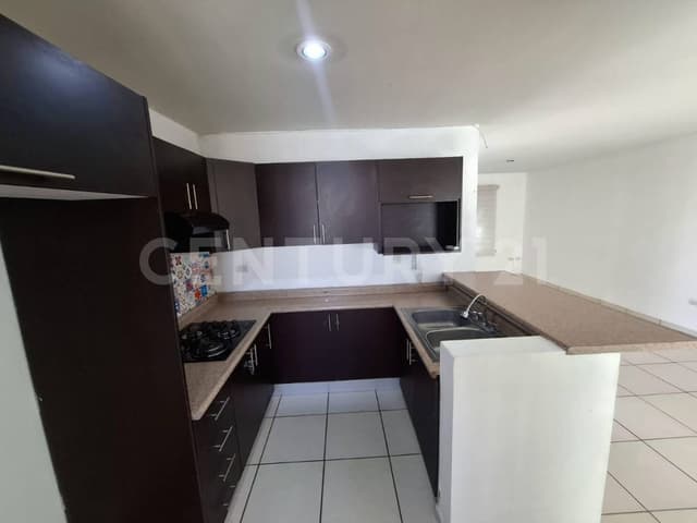 CASA EN VENTA EN PRIVADA STANZA TOSCANA CULIACAN SINALOA