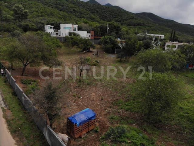 TERRENO EN VENTA EN COL. CAÑADAS DEL SUR EN MONTERREY
