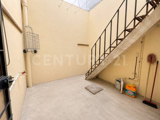 Casa en Esquina en Venta en Tlalnemex, Tlalnepantla | 5 Recámaras