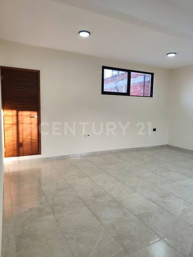 SE RENTAN DOS LOCALES EN LOMAS DEL CRESTÓN