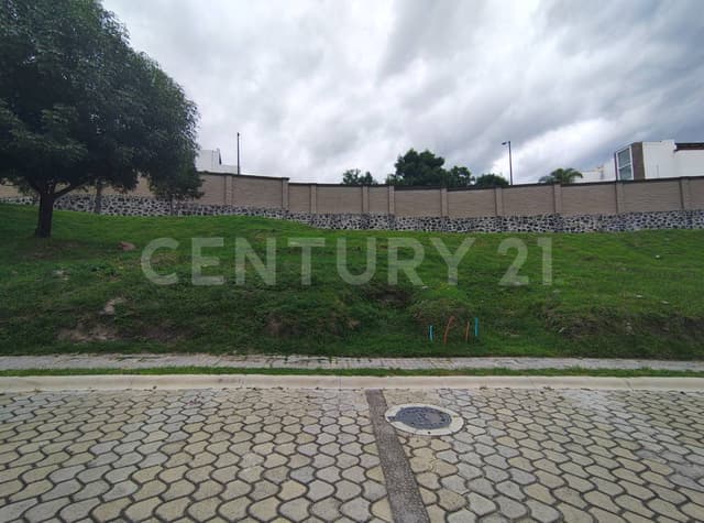 Lote en venta Isla Blanca 215 m2, Lomas de Angelópolis, Cascatta, Puebla.