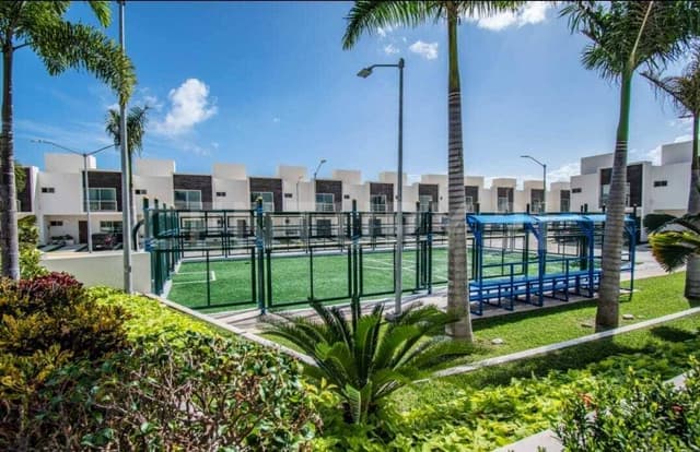 CASA EN VENTA EN RESIDENCIAL LONG ISLAND CANCÚN