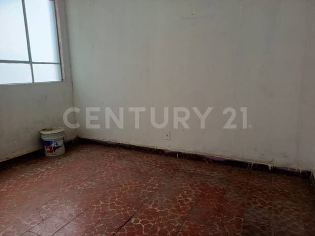 DEPARTAMENTO EN LA COLONIA PERALVILLO