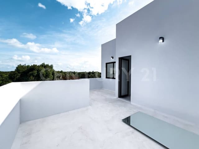 Se vende residencia con acabados de Lujo en Vía Cumbres Cancún