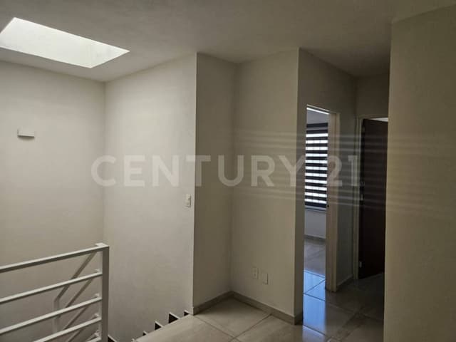 CASA EN VENTA EN PARQUES DE SANTA CRUZ DEL VALLE, TLAQUEPAQUE