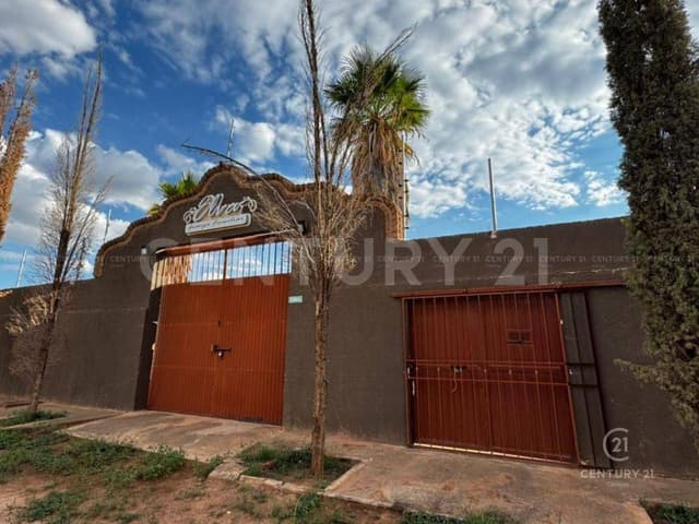 GRANJA EN VENTA EN COL. TABALAOPA EN CHIHUAHUA, CHIH.