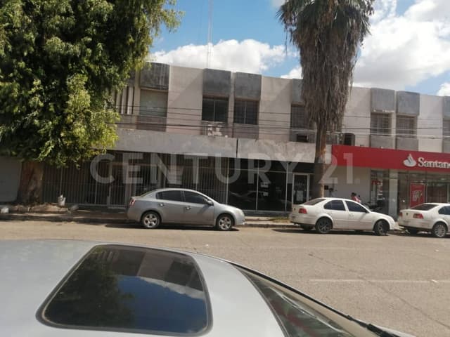 LOCAL EN RENTA en en Av. Santos Degollado, Los Mochis, Sinaloa.